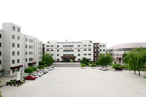 保定技師學院學生可以享有哪些優(yōu)惠政策？