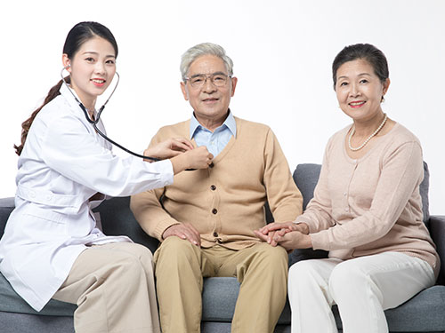現(xiàn)在護(hù)理行業(yè)前景如何？唐山護(hù)理學(xué)校哪家比較好？