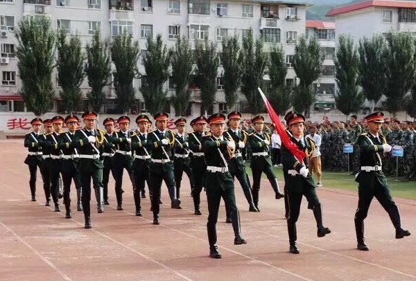 山東哪個(gè)學(xué)校有影視表演專業(yè)？