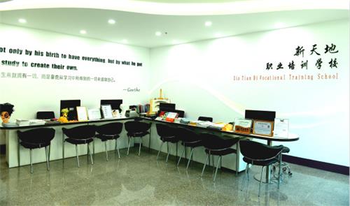 學美容美發(fā)去天津哪所學校好？