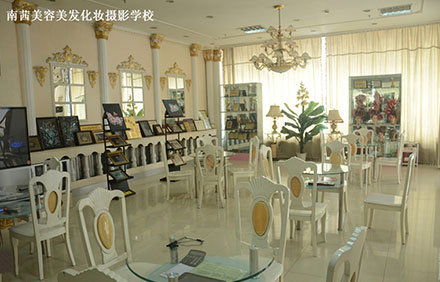 青島哪里可以學(xué)習(xí)美容美發(fā)專業(yè)？