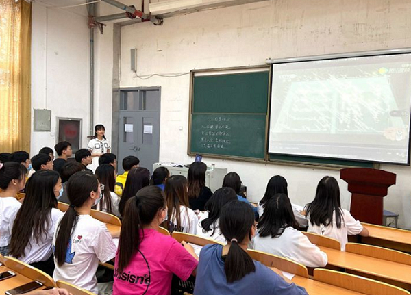 洛陽學(xué)習(xí)旅游專業(yè)推薦哪些學(xué)校？