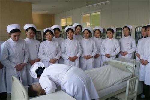 石家莊天使護士學校怎么報名？對學生有哪些優(yōu)惠政策？